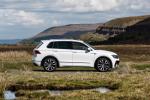 Volkswagen Tiguan R-Line 2016 года (UK)